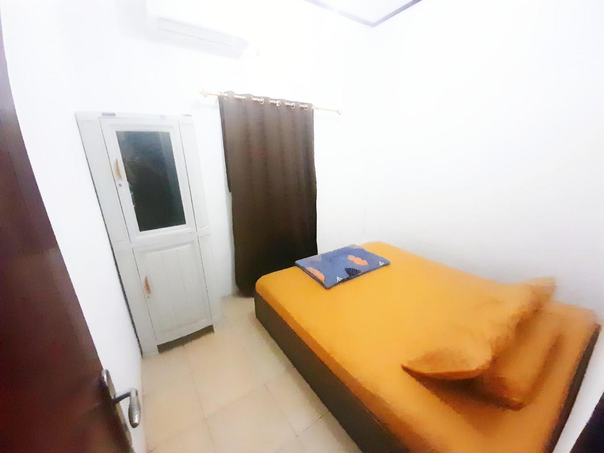 Baronda Guest House Sorong Exterior foto