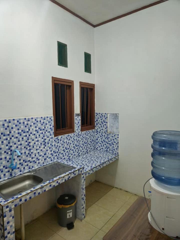 Baronda Guest House Sorong Exterior foto